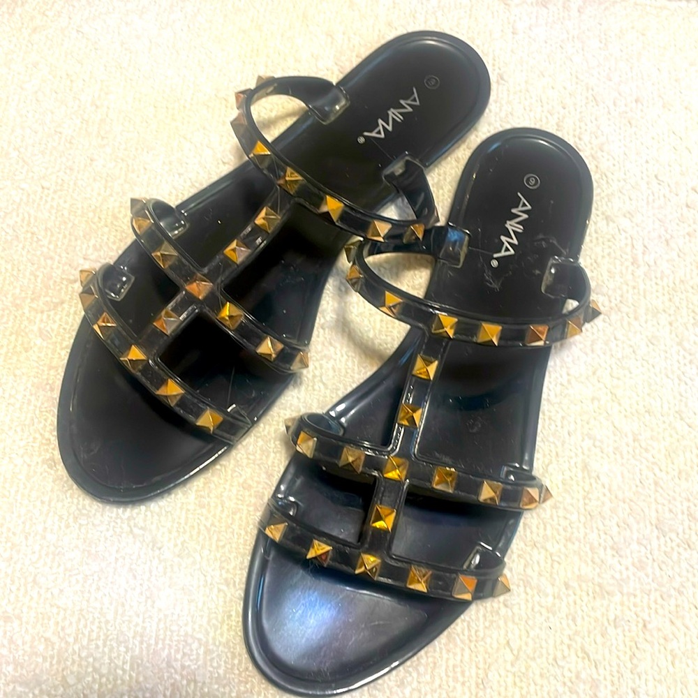 FlT sandals with gold spikes!